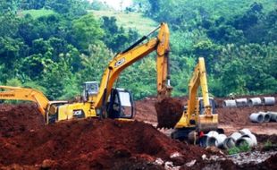 Foto Tol Semarang-Batang Baru Bebas 58%