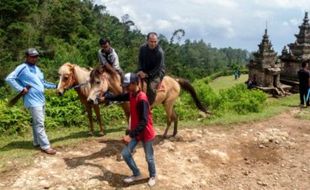 FOTO WISATA SEMARANG : Wisatawan ke Gedongsongo Naik 35%