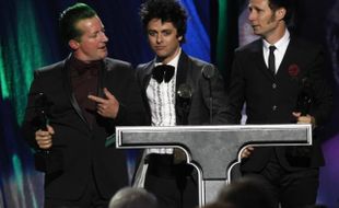 Green Day Rilis Video Klip Anti-Trump