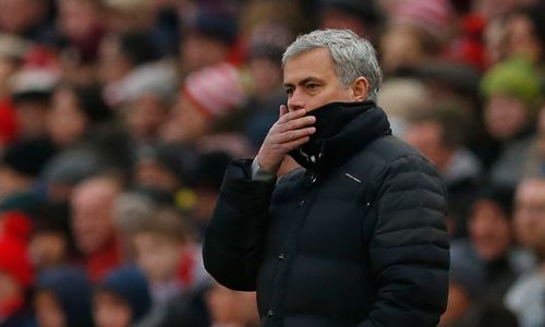 LIGA INGGRIS : MU Imbang lagi, Jose Mourinho Kecewa Berat