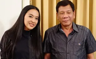 Presiden Filipina Duterte Gandeng Blogger Konten Dewasa Bantu Lembaga Sensor