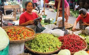 Begini Cara Penjual Makanan di Klaten Siasati Kenaikan Harga Cabai