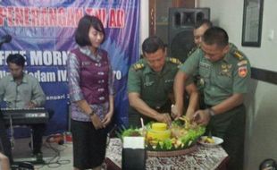 TURN BACK HOAX : Kodam IV Diponegoro Bentuk Tim Panangkal Hoax