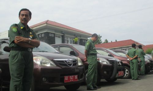 MOBIL DINAS : 60 Mobil Diserahkan pada Pejabat Baru, Bupati Bantul Instruksikan Pengecekan