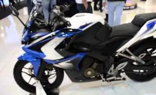 Bajaj Perkenalkan Kembaran Yamaha R25 Seharga Rp20 Jutaan