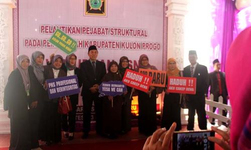 Nasib Tukang Foto Keliling ketika Acara Pelantikan Pejabat Disediakan Photobooth