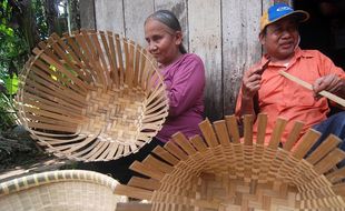 Foto Tuna Netra Mandiri Anyam Bambu