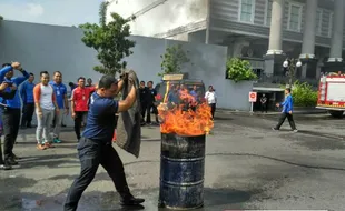 KISAH UNIK : Berani Pegang Jantung Anda Secara Langsung?