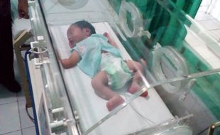 PENEMUAN BAYI KLATEN : Siapa Yang Tega Membuangmu Nak?