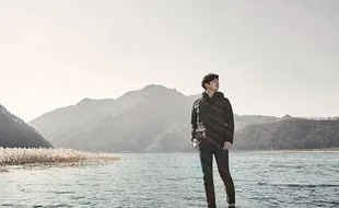 K-POP : Intip Ketampanan Gong Yoo Pemotretan Majalah High Cut