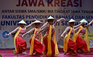 FOTO KAMPUS DI SEMARANG : Tari Jawa Kreasi Baru Dilombakan Upgris