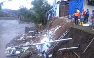 BENCANA JATENG : Banjir Bandang Landa Temanggung, 25 Ekor Kambing Hanyut