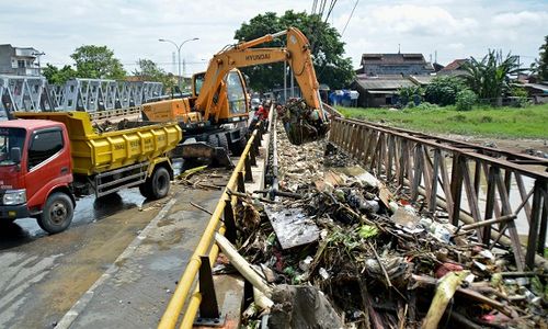 PASAR TRADISIONAL SEMARANG : Pasar Penggaron Lambat Dibangun, PKL Banjir Kanal Timur Disebar?