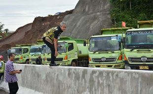 JALAN TOL SEMARANG - SOLO : Ganjar Pastikan Seksi III Selesai April