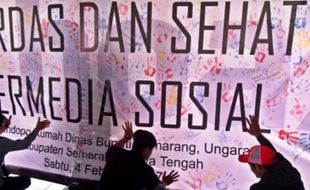 TURN BACK HOAX : Facebook Beberkan 10 Cara Mengenali Berita Palsu