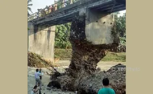 INFRASTRUKTUR GROBOGAN : Duh, Ternyata Begini Kondisi Jembatan Kedungjati!