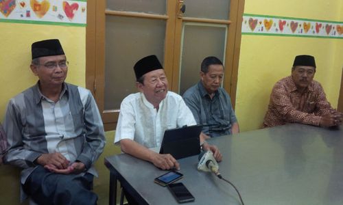 STANDARDISASI KHOTBAH : MUI Jateng Tak Setuju Sertifikasi Khatib