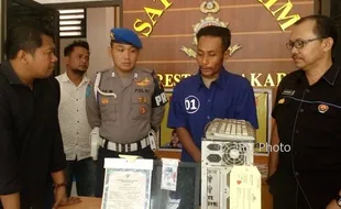 KRIMINALITAS SOLO : Polisi Tangkap Pemalsu SIM dan Ijazah di Boyolali