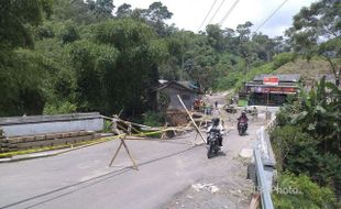 INFRASTRUKTUR BOYOLALI : Akomodasi Pelajar, Jembatan Grawah Dibuka Sementara