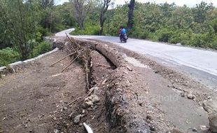 Jalan Andong-Kemusu-Juwangi Dicor Beton, Boyolali Utara Bangkit?