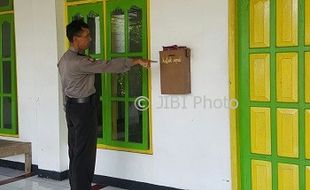 PENCURIAN PACITAN : Hendak Curi Uang di Kotak Amal, Pria Ini Ditangkap Warga