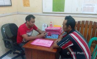 PERJUDIAN PONOROGO : Rekap Togel di Warung Kopi, Pria Ini Ditangkap Polisi