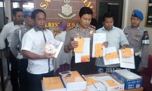 KORUPSI SOLO : Selewengkan Bansos Rp208 Juta, 2 Orang Ditangkap Polisi