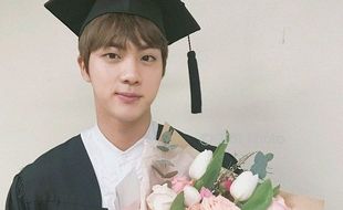 K-POP : Lulus Sarjana, Jin BTS Lanjut S2