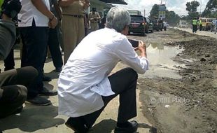 Jalan Rusak Jateng Berkurang Signifikan, Gubernur Ganjar Puji BBPJN VII