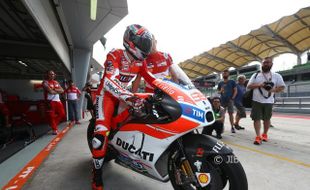 MOTOGP 2017 : Tampil di Kandang, Lorenzo Yakin Raih Hasil Positif