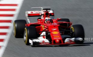 FORMULA ONE 2017 : Cemerlang di Pramusim, Ferrari Tetap Waspadai Mercedes