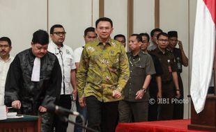 PILKADA JAKARTA : Ditanya Isu Penolakan Jenazah, Anies Salahkan Ahok