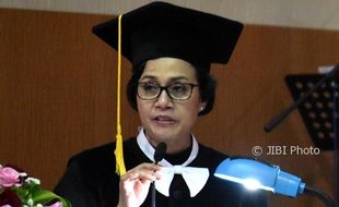 FOTO KAMPUS DI SEMARANG : Menkeu Sri Mulyani Tampil di Unnes