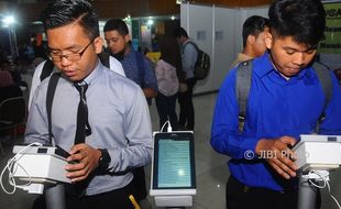 FOTO LOWONGAN KERJA SALATIGA : Begini Peminat Job Fair UKSW 2017