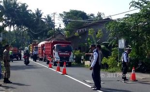 INFRASTRUKTUR SLEMAN : Angkutan Barang Melebihi Batas Tonase Memicu Kerusakan Jalan