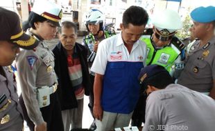 NARKOBA BOYOLALI : Puluhan Sopir Bus Ikuti Tes Urine di Terminal Boyolali, Ini Hasilnya