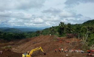 LONGSOR PONOROGO : 32 Keluarga Desa Banaran akan Direlokasi