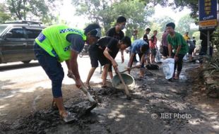 Komunitas SMC Lakukan Ini untuk Cegah Kecelakaan Lalu Lintas di Sragen