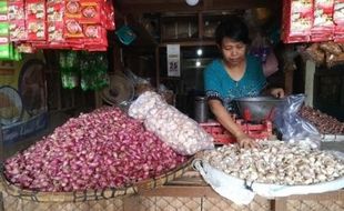 KOMODITAS PANGAN : Harga Bawang Putih di Wonogiri Naik Rp28.000/Kg