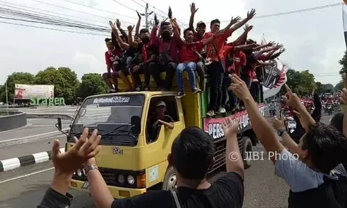 KOMPETISI LIGA 2 : Dukung Persis Lawan Sragen United, Pasoepati Disambut Laskar Sukowati