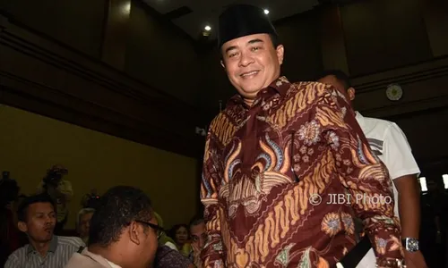 KORUPSI E-KTP : Ade Komarudin: Setnov Bilang "Aman, Beh!"