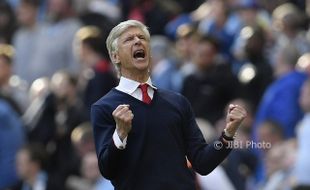 LIGA INGGRIS : Wenger Pecahkan Rekor Ferguson