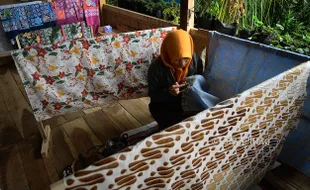 TRADISI DANDANGAN : Batik Kudus Turut Tampil di Pasar Dandangan