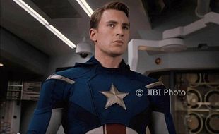 Chris Evans Isyaratkan pensiun Jadi Captain America