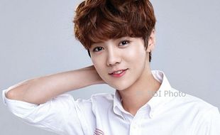 K-POP : Luhan Eks Exo Tepis Rumor Punya Kekasih dan Anak