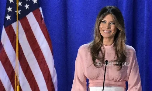 Melania Trump Menangi Gugatan Atas Daily Mail