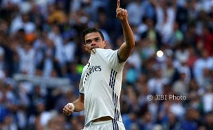 Patah Tulang Rusuk, Pepe Absen Lawan Munchen