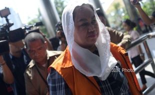 KORUPSI KLATEN : KPK Limpahkan Berkas Tahap II, Sri Hartini Dititipkan LP Semarang