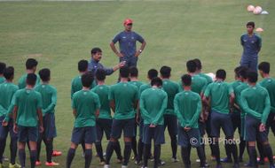 LAGA UJI COBA: Timnas U-19 Dihajar Jepang, Suporter Rindukan Indra Sjafri