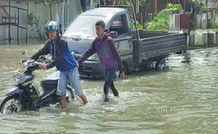 Begini Perawatan Motor setelah Terendam Banjir